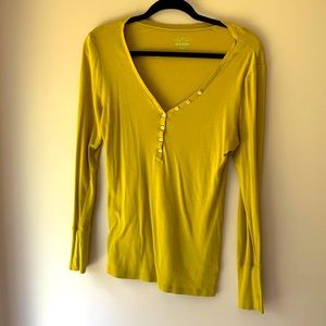 Old navy long sleeve size M